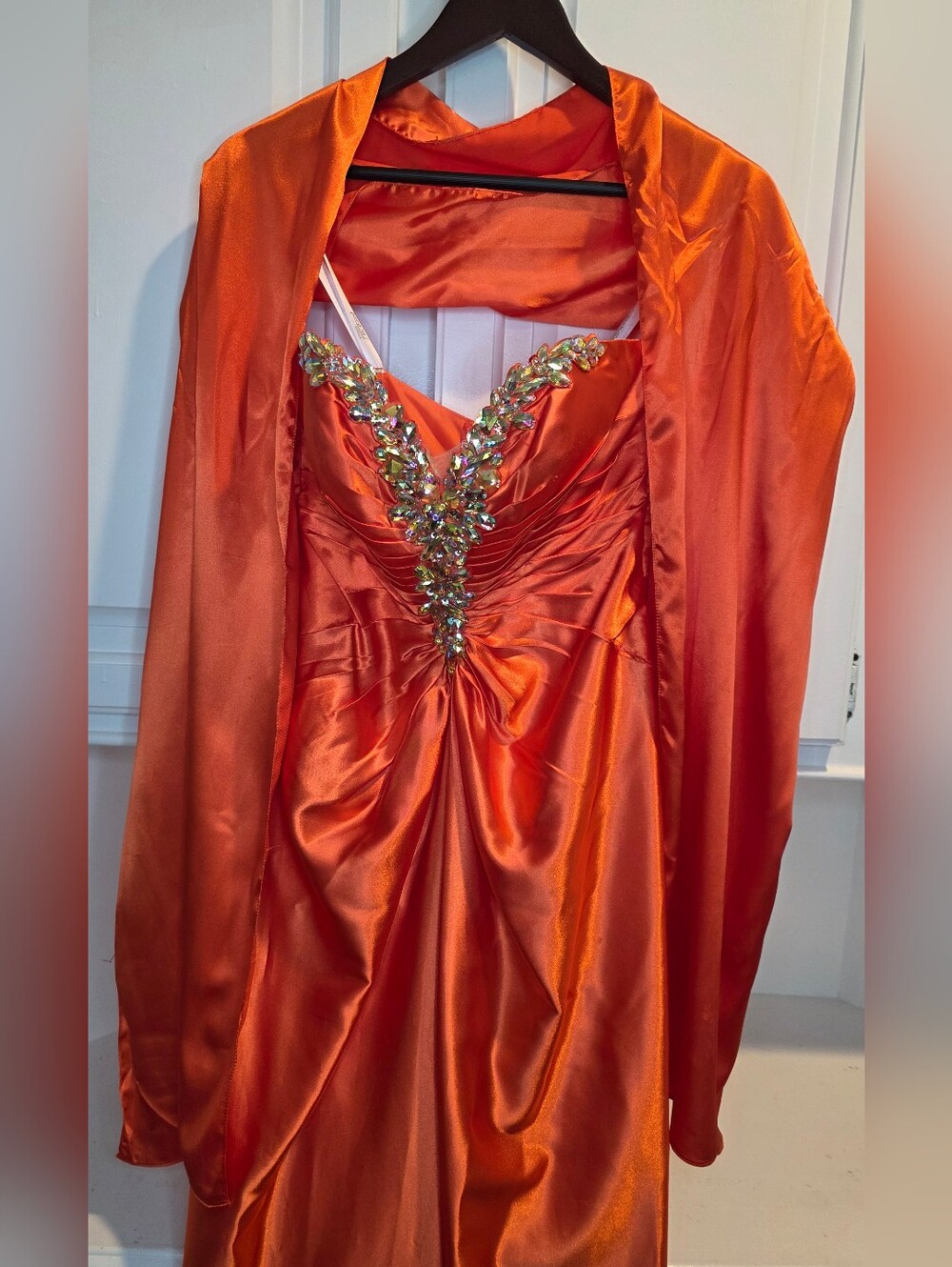 Tony Bowls Orange Beaded One Shoulder Formal Gown NWOT Size 6 Crystal Pageant - Picture 8 of 14